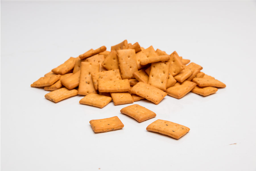 Pizza taste Crackers 4